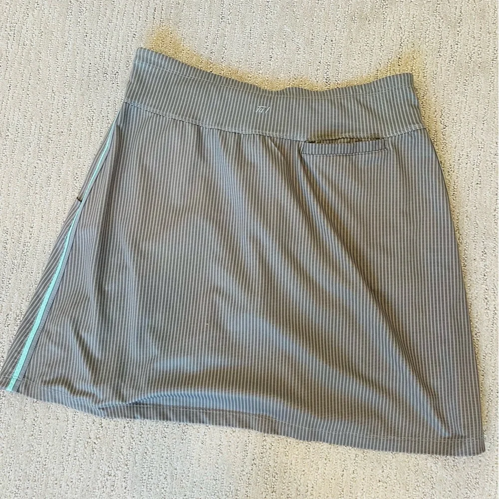 Tail Floral Taupe Teal Skort